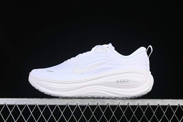 Picture of Nike Vomero Plus _SKUfw21617948778494113fw